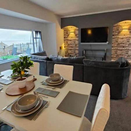 Sea View Apartment Large Balcony Whirlpool Bath 2 Bedrooms Sky Glass Tv 브리들링턴 외부 사진