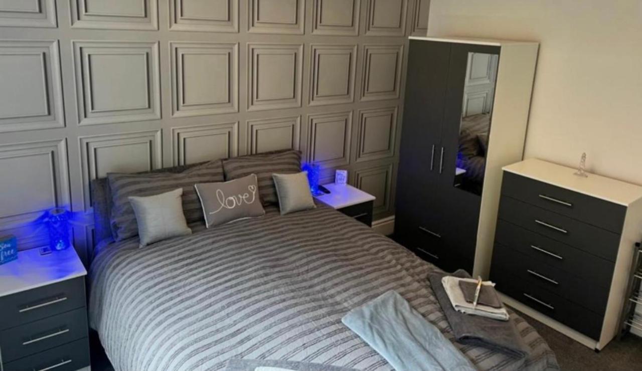 Sea View Apartment Large Balcony Whirlpool Bath 2 Bedrooms Sky Glass Tv 브리들링턴 외부 사진